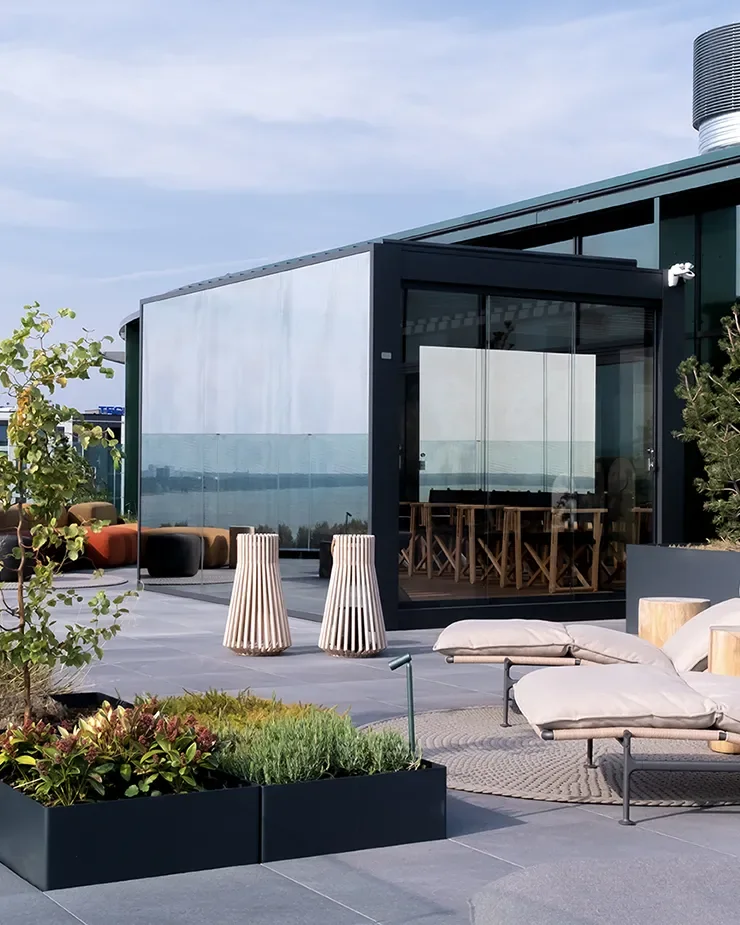 Pergola su una terrazza panoramica
